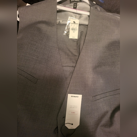 3pc Suit - Picture 2 of 7